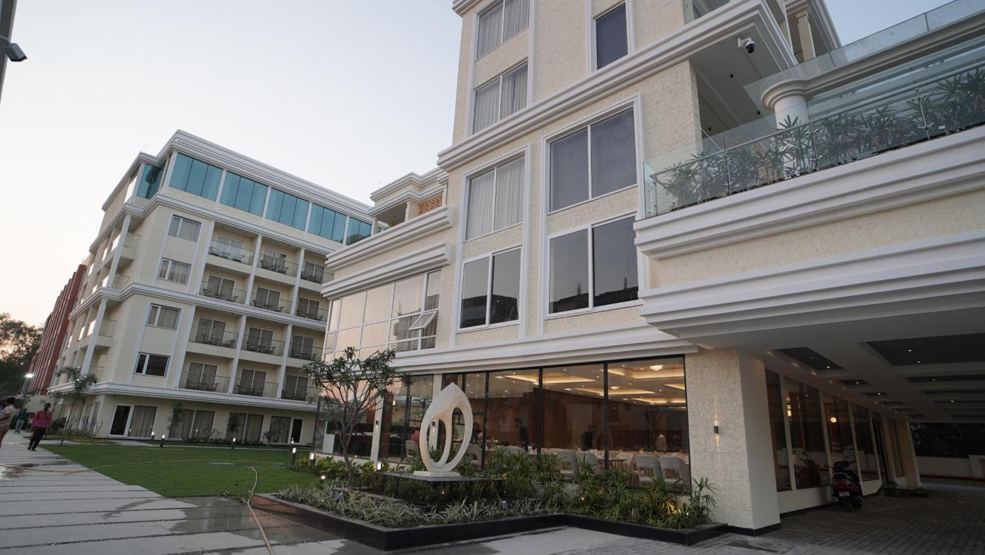 Antique Regency !! Luxurious Hotel In Digha !! 외부 사진