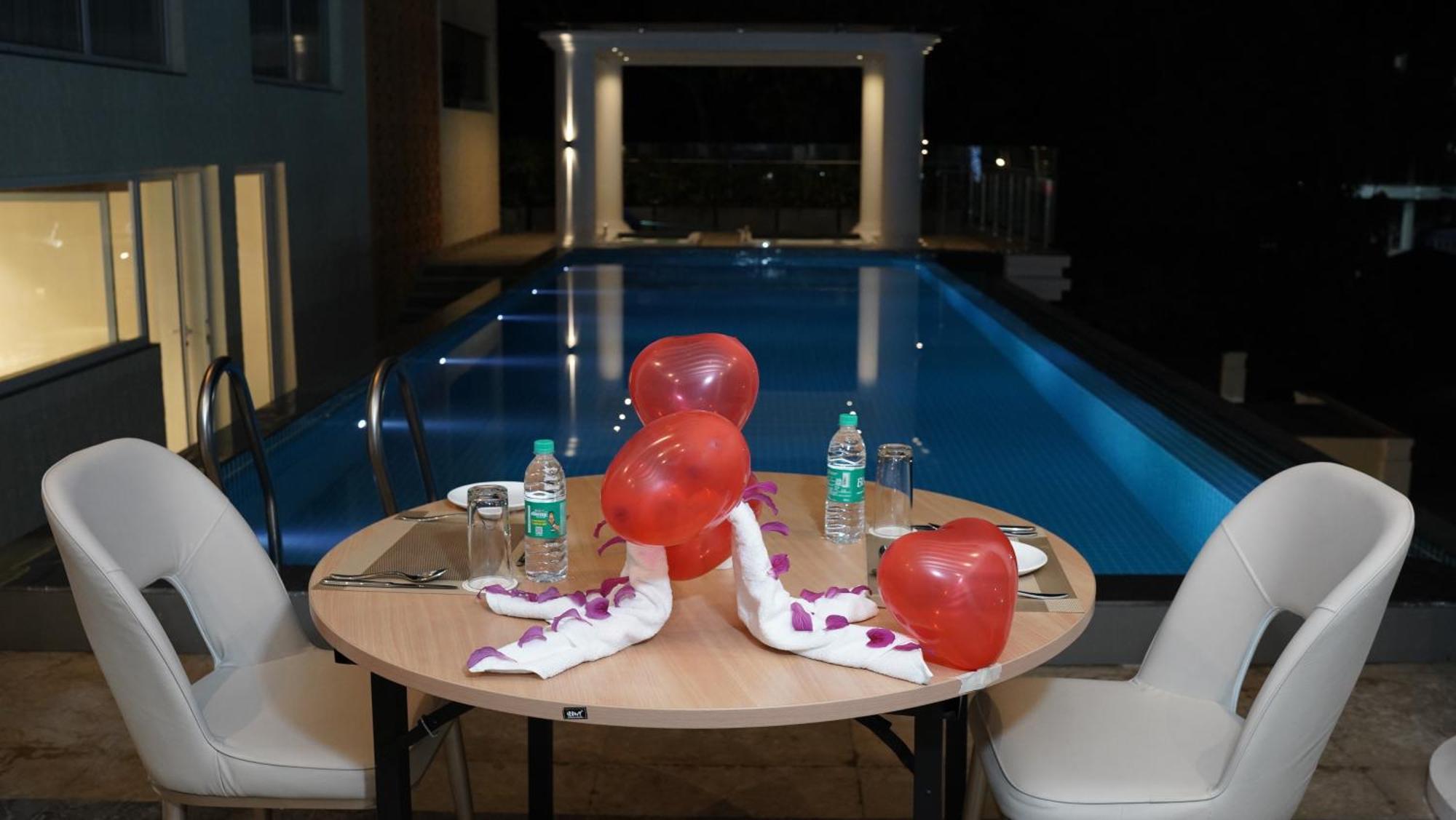Antique Regency !! Luxurious Hotel In Digha !! 외부 사진