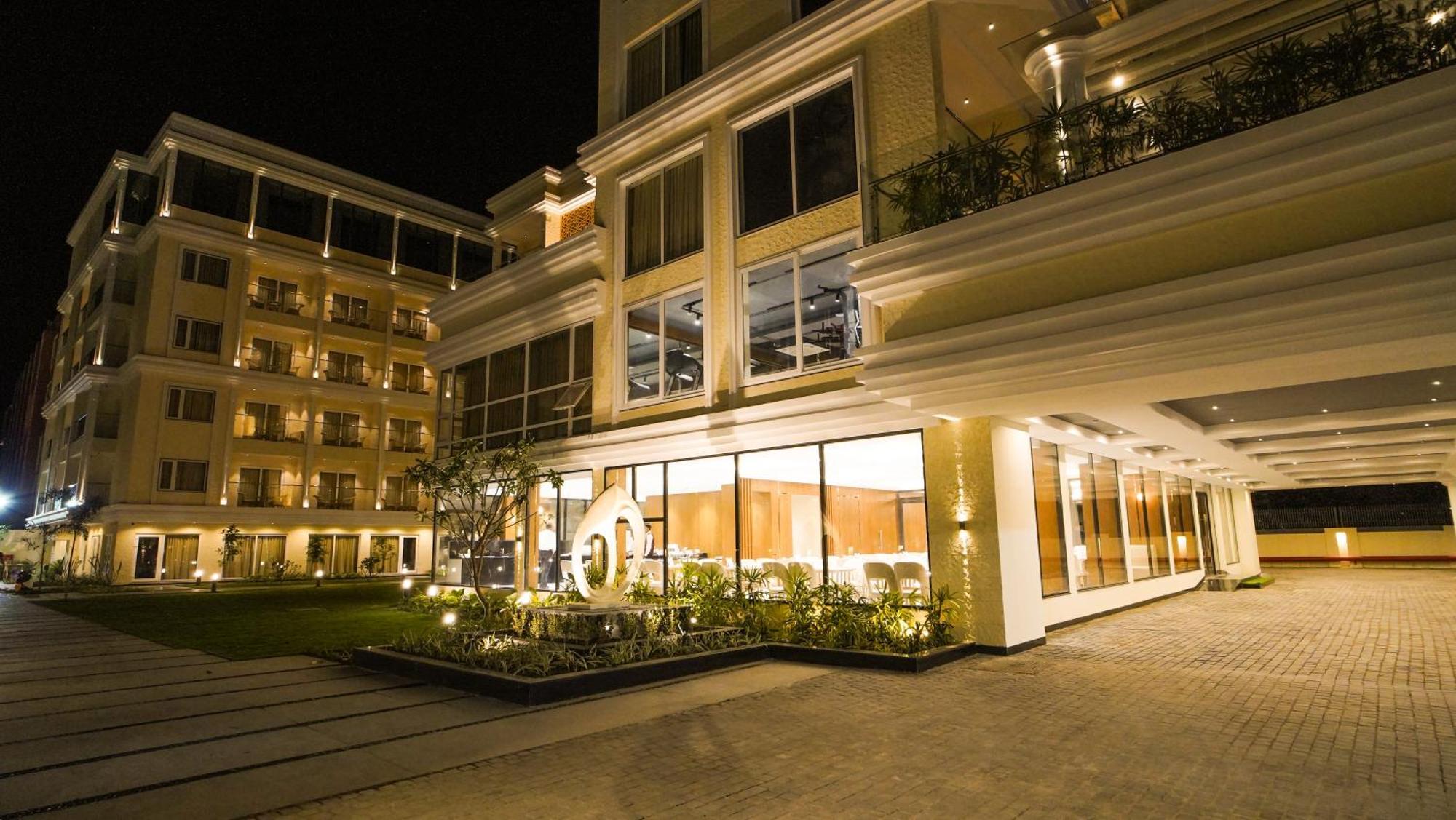 Antique Regency !! Luxurious Hotel In Digha !! 외부 사진