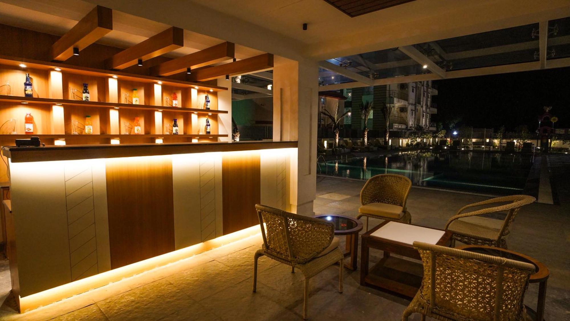Antique Regency !! Luxurious Hotel In Digha !! 외부 사진