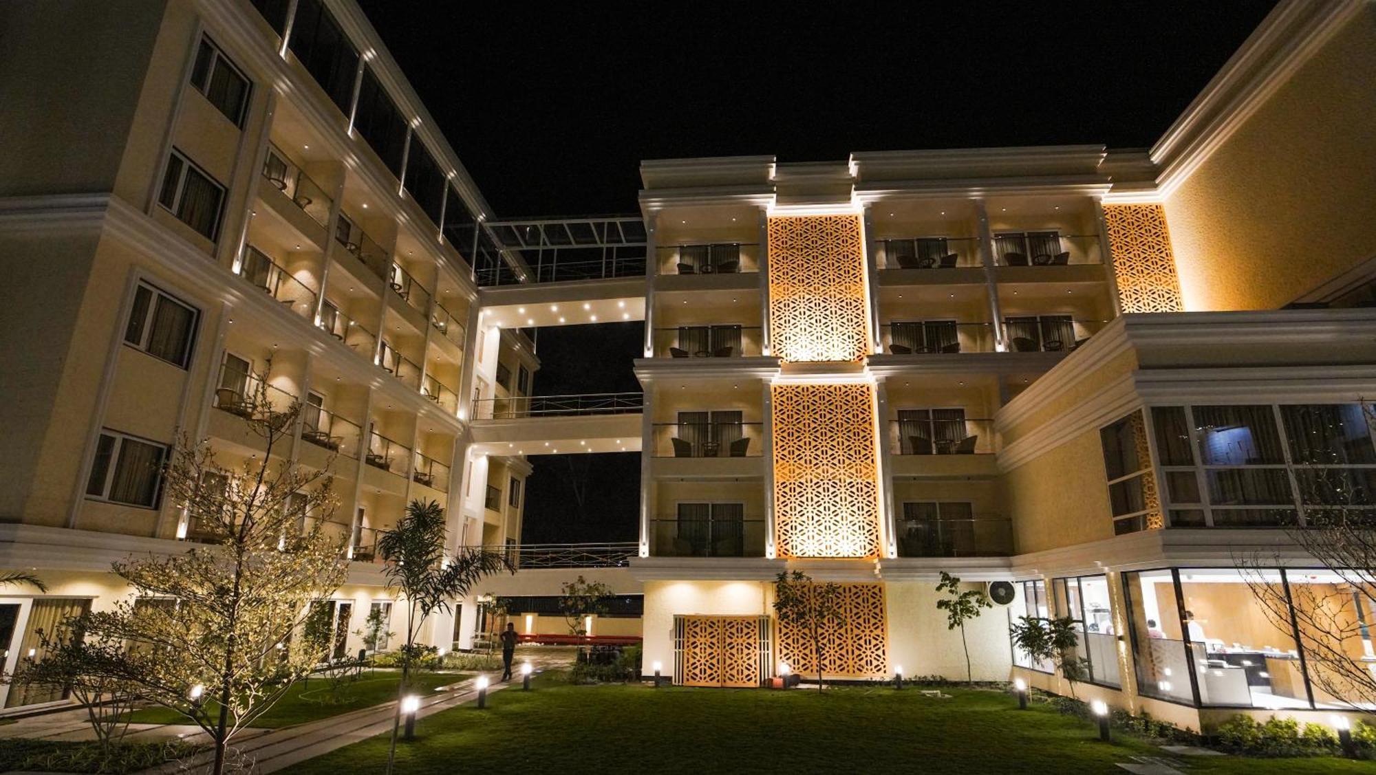 Antique Regency !! Luxurious Hotel In Digha !! 외부 사진